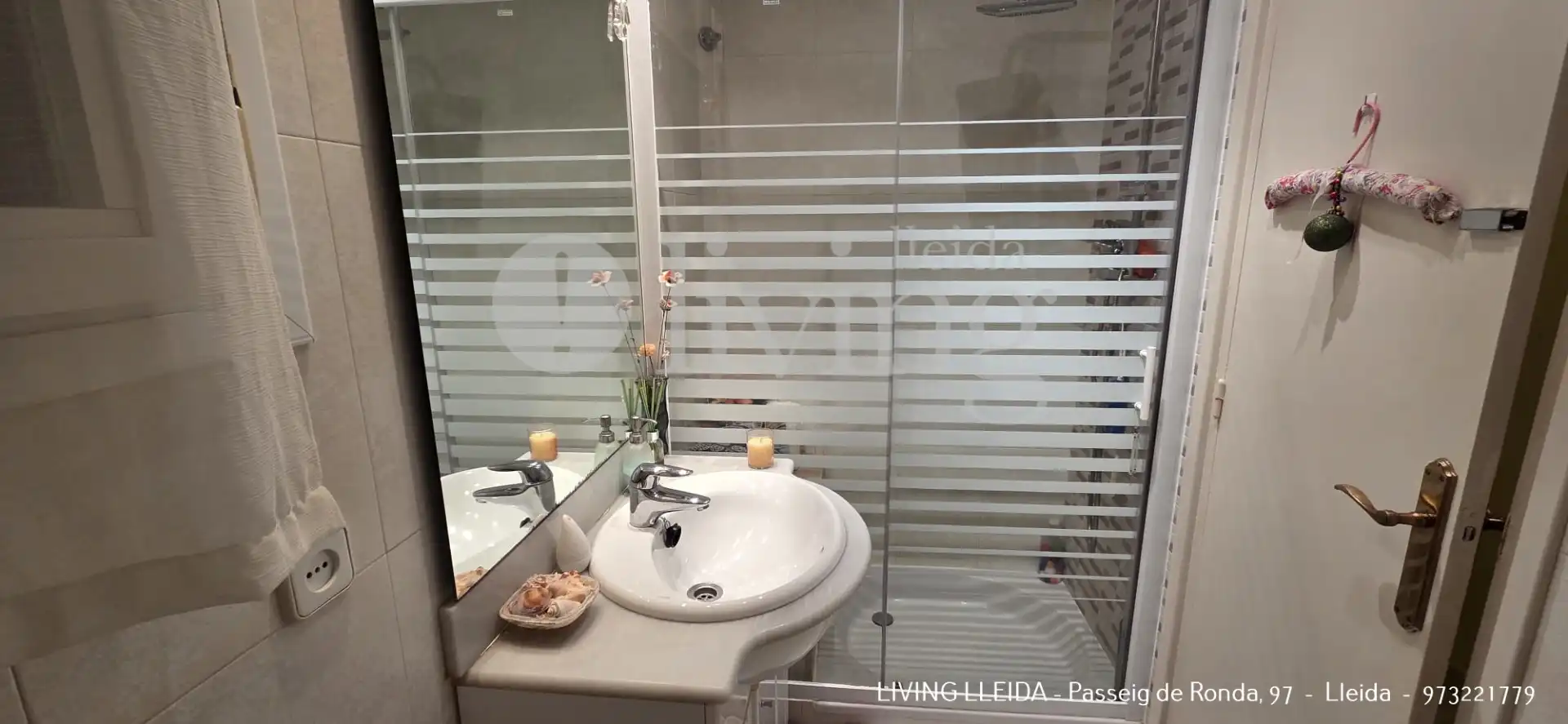 Piso con terraza en venta en Avinguda Alcalde Porqueres, imagen 23