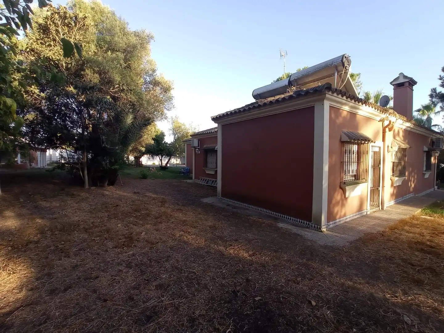 Jardín de Casa o chalet en venta en Chiclana de la Frontera con Aire acondicionado, Calefacción y Jardín privado