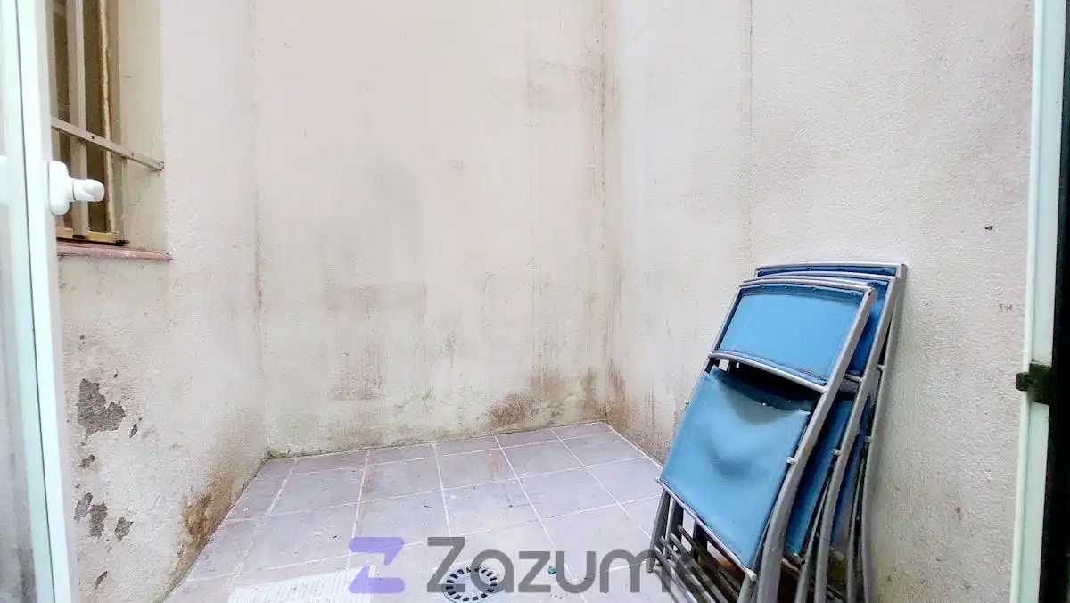 Balcony of Lofts for rent in Madrid  with Air Conditioner, Oven and Washing machine