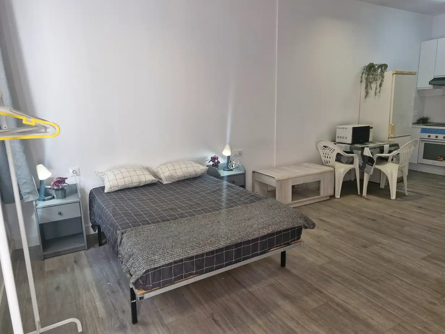 Habitación de Piso de alquiler en Sestao  con Amueblado, Lavadora y Microondas