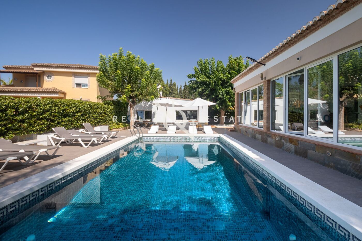 Exterior view of House or chalet for sale in Bétera  with Air Conditioner, Heating and Private garden