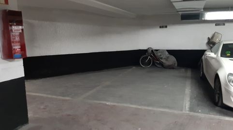 Foto 2 de Garaje de alquiler en Calle de la Infanta Mercedes, 92, Castillejos - Cuzco, Madrid Capital