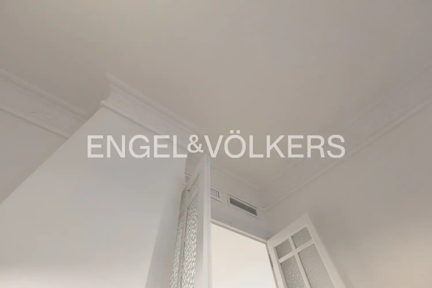 Piso en venta en Valencia con Aire acondicionado, Calefacción y Jardín privado