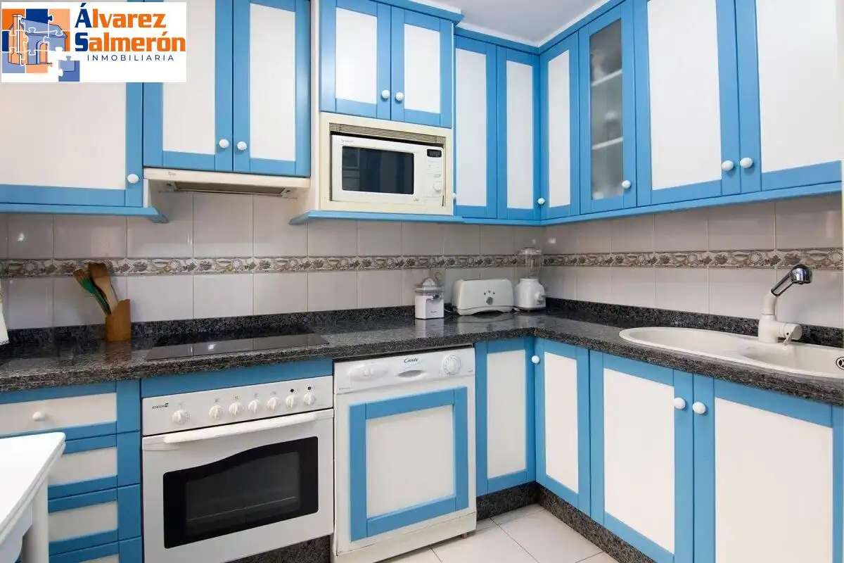 Kitchen of Flat for sale in Zaidín