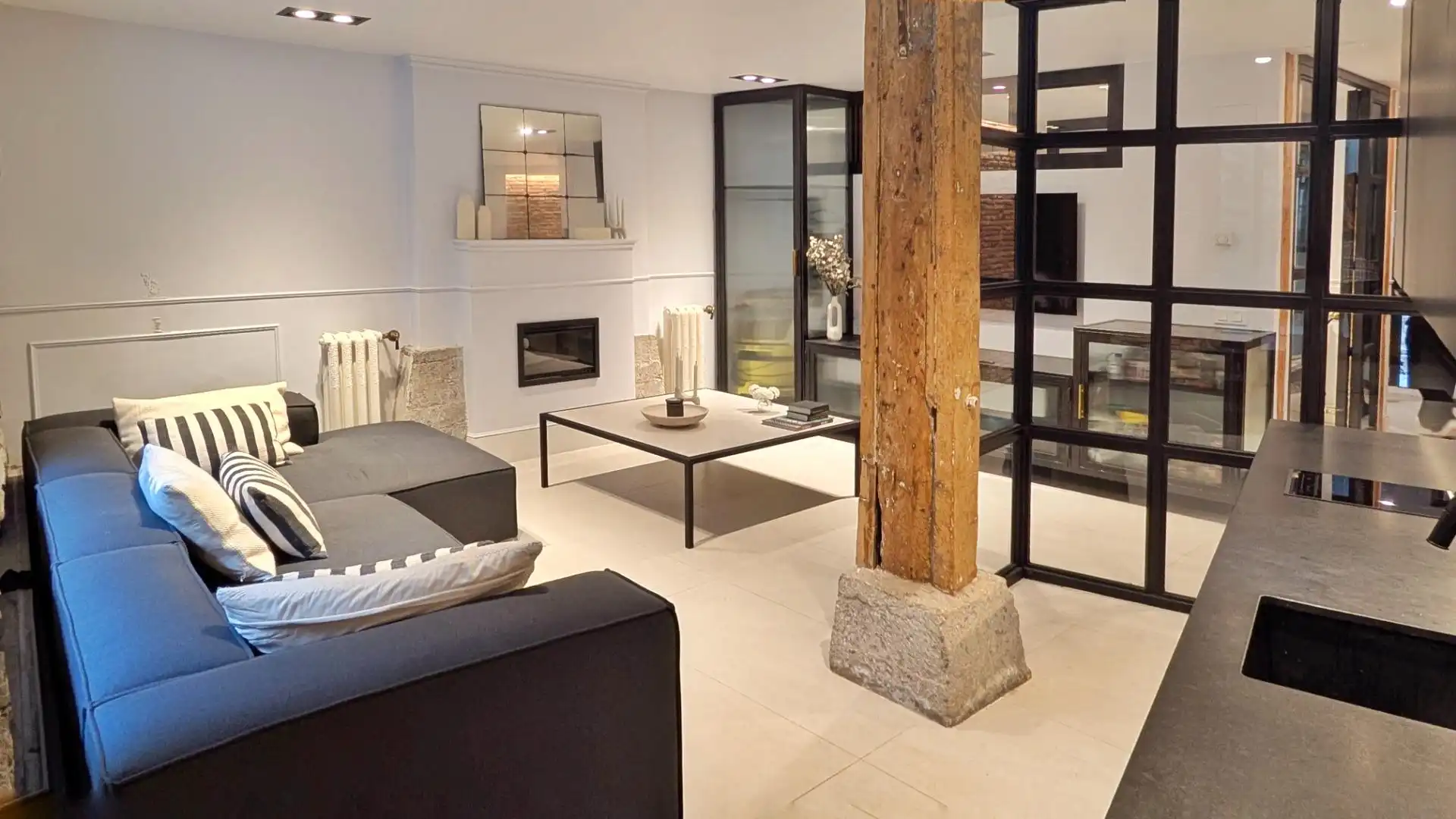 Living room of Flat for sale in Santander  with Heating