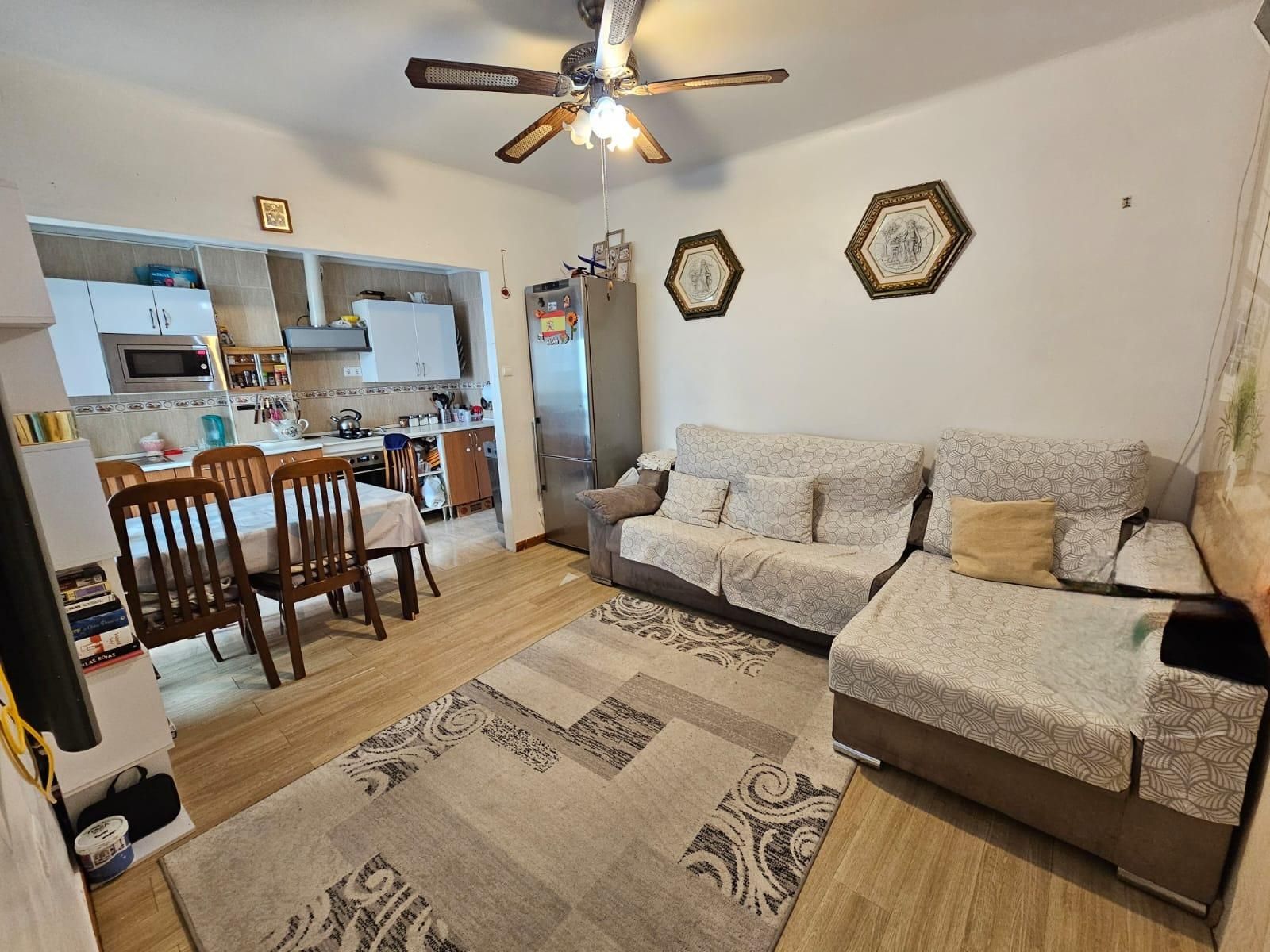 Sala d'estar de Apartament en venda en Alicante / Alacant amb Aire condicionat i Balcó