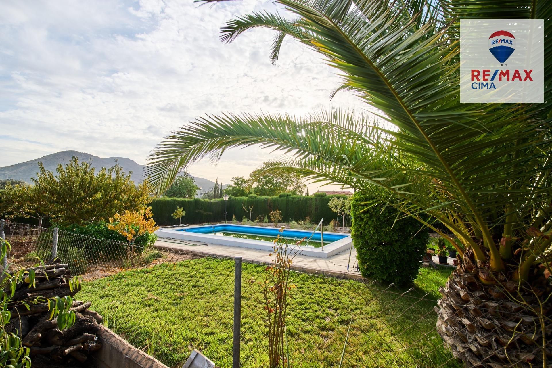 Jardí de Casa o xalet en venda en Atarfe amb Piscina