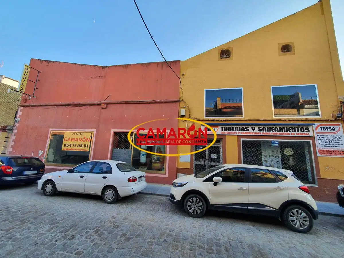 Local comercial en venta en Coria del Río