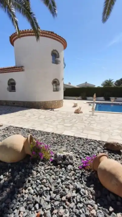 Jardí de Casa o xalet en venda en Mont-roig del Camp amb Aire condicionat, Calefacció i Jardí privat