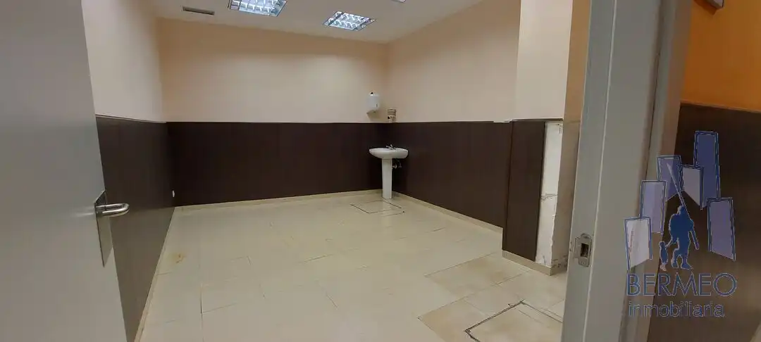 Locale commerciale in vendita a Bizkaiko Jaurerria Kalea, imagen 13