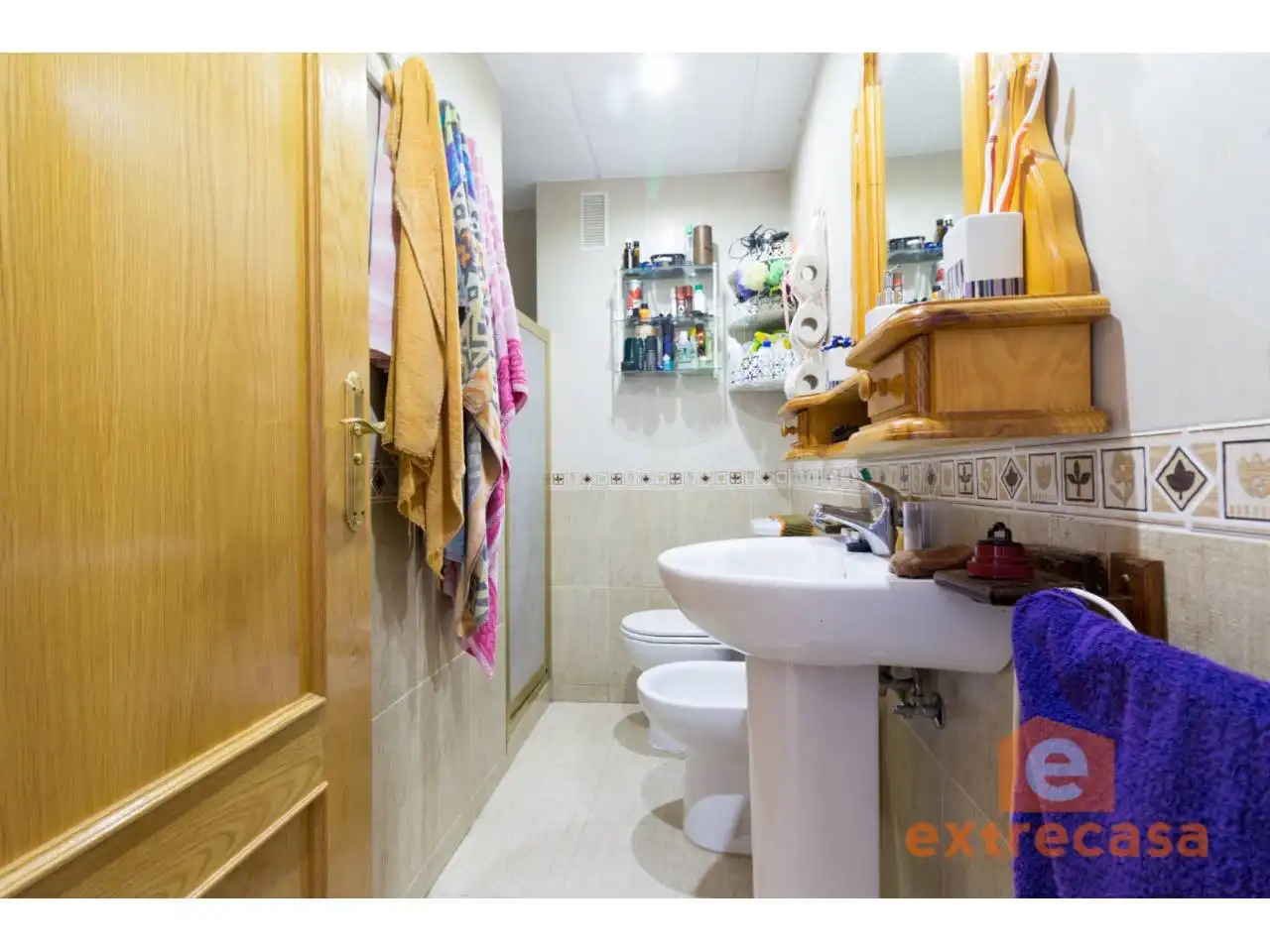 Bathroom of Apartments for sale in Badajoz  with Storage room, Furnished and Balcony