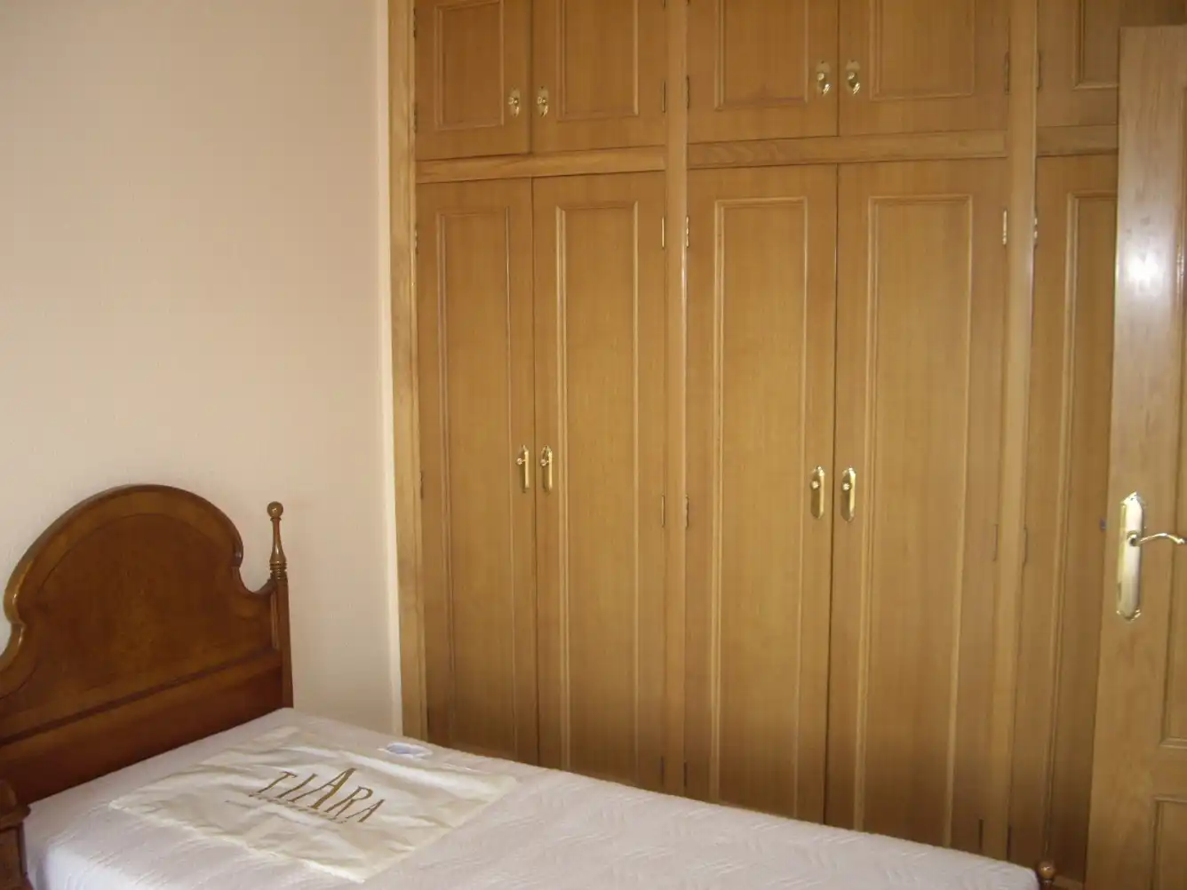 Dormitori de Casa o xalet en venda en Castellón de la Plana / Castelló de la Plana amb Aire condicionat, Calefacció i Jardí privat