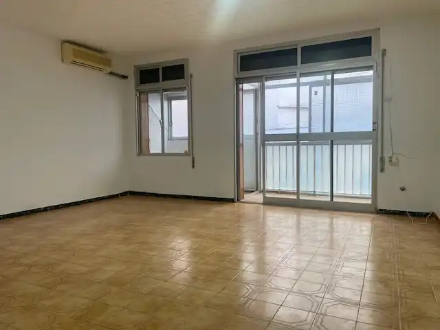 Sala d'estar de Pis en venda en Badalona amb Aire condicionat, Calefacció i Balcó