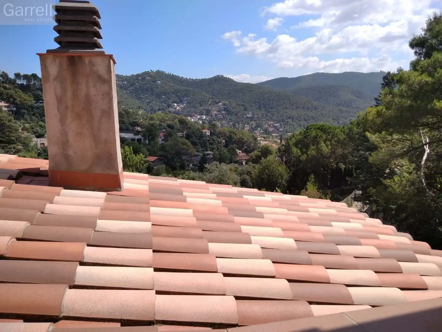 Vista exterior de Casa adosada en venta en Castellar del Vallès
