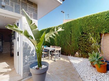 Villa mit Balkon zum Verkauf in AVIACION