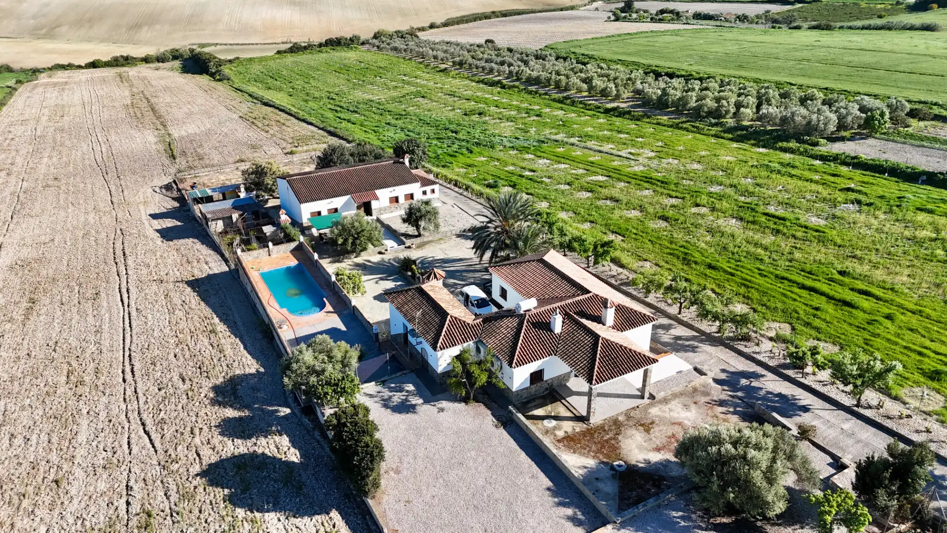 Vista exterior de Finca rústica en venta en Arcos de la Frontera con Aire acondicionado, Calefacción y Jardín privado