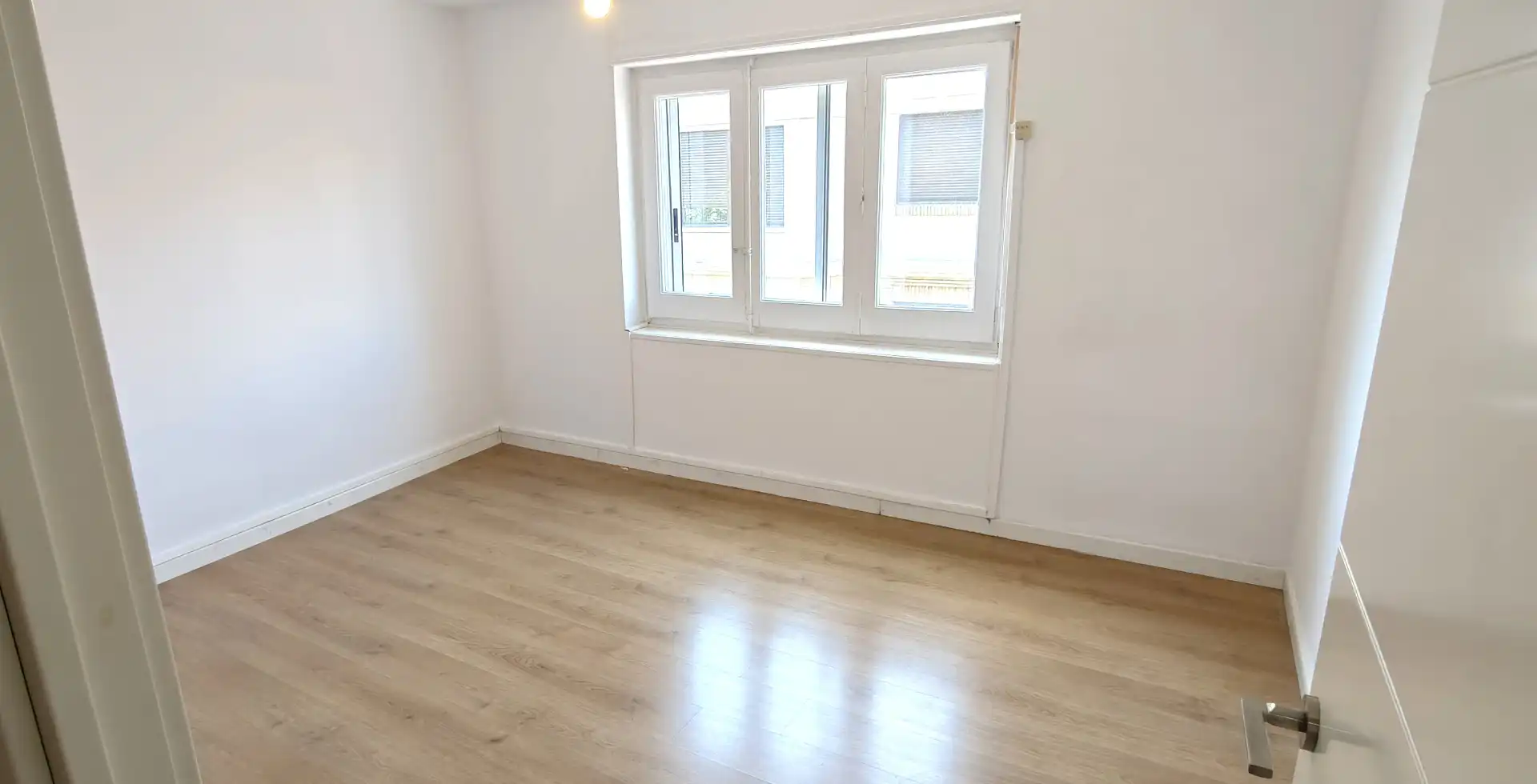 Habitación de Piso en venta en Zaragoza con Calefacción, Parquet y Terraza