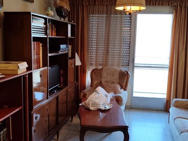 Appartement avec balcon à vendre à Calle Regimiento Tetuan 12