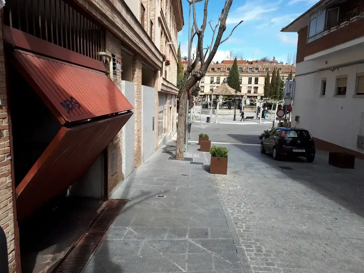 Vista exterior de Garaje en venta en Las Rozas de Madrid