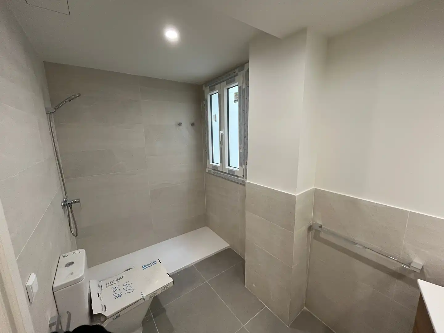 Bany de Pis de lloguer en Centre