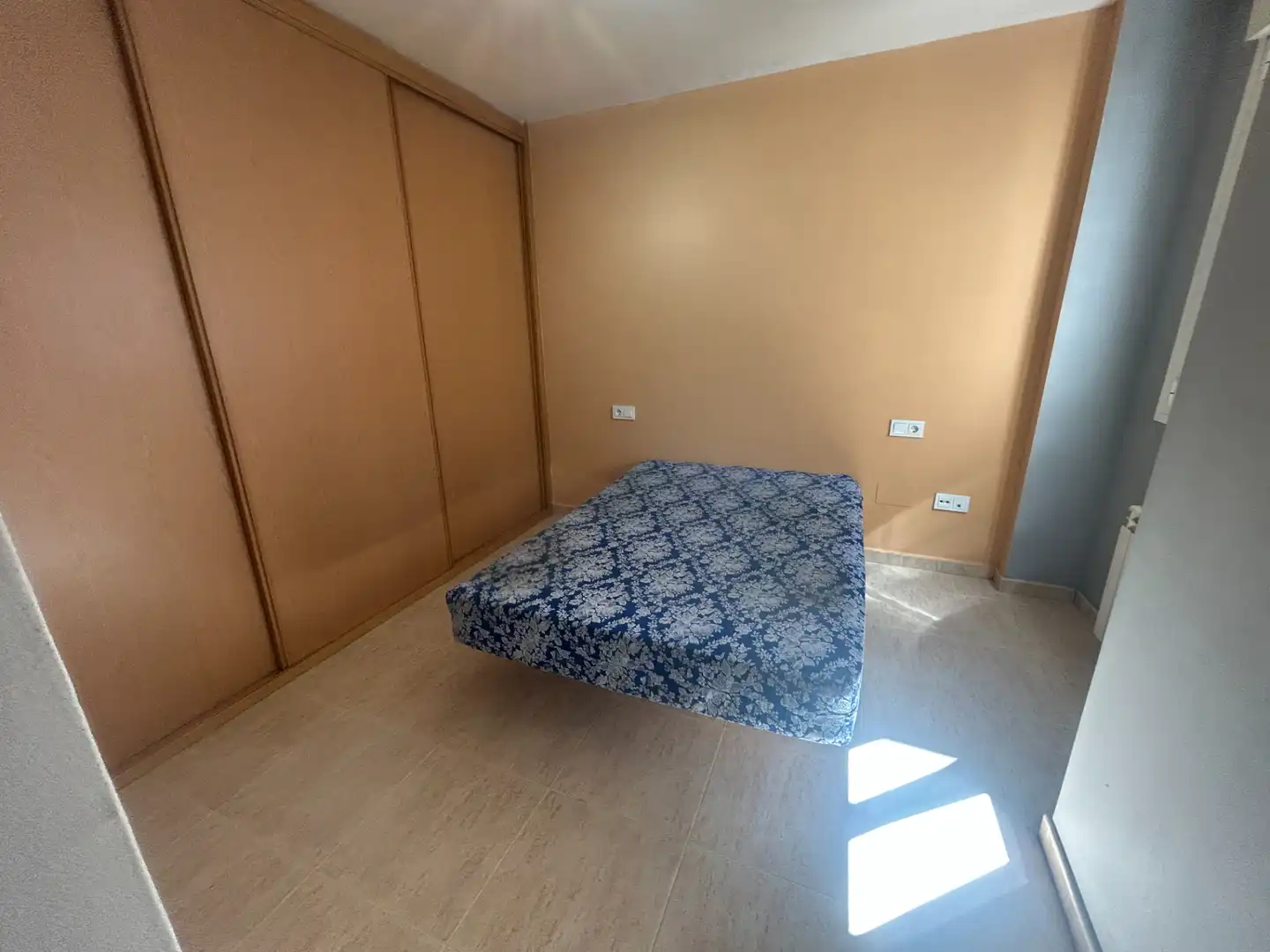 Habitación de Piso en venta en Valladolid con Calefacción, Terraza y Trastero