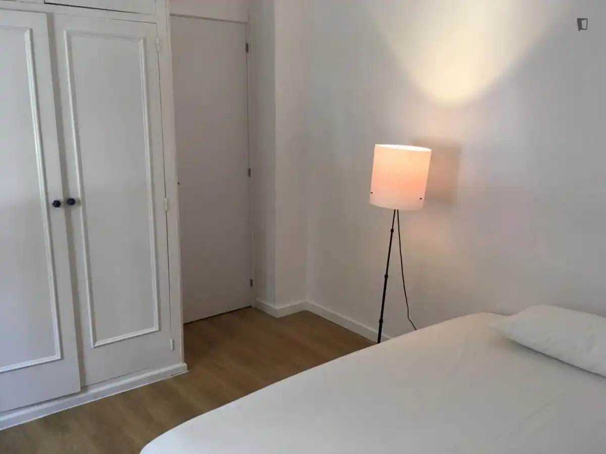 Room in Triana Este
