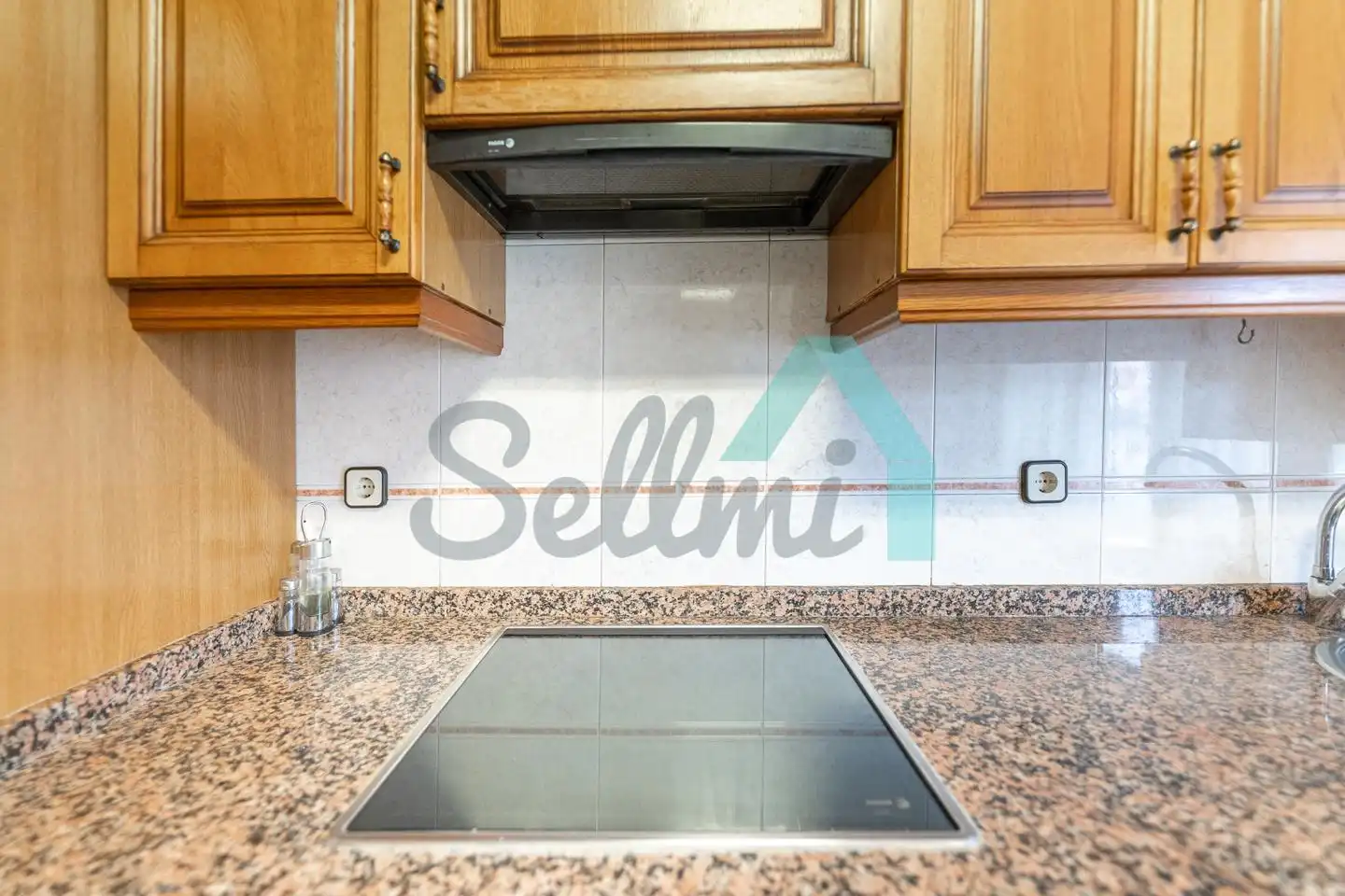 Kitchen of Flat for rent in Oviedo   with Heating, Parquet flooring and Storage room