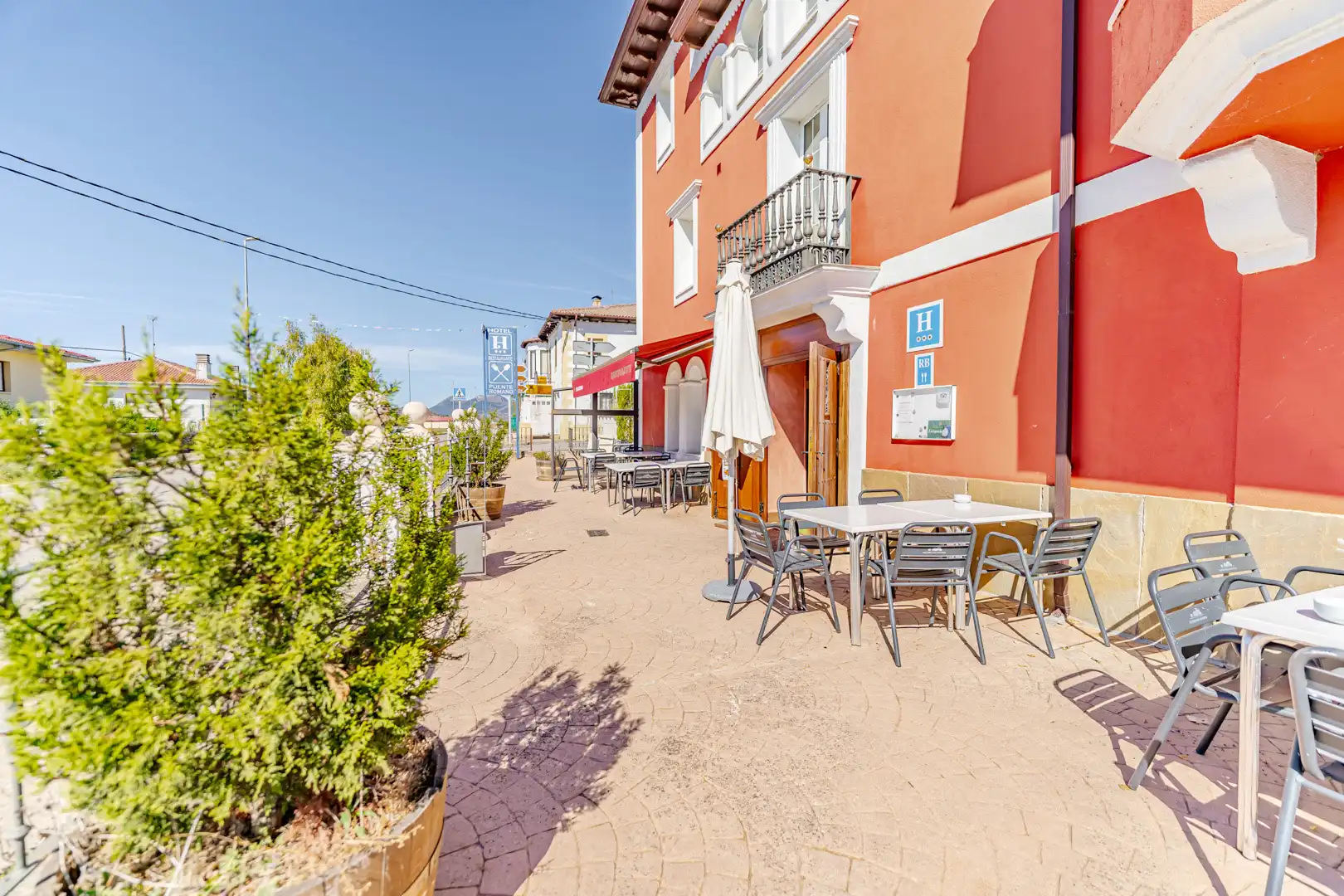Terraza de Edificio en venta en Valle de Losa con Alarma
