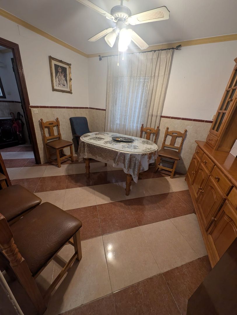 Menjador de Casa o xalet en venda en Lucena amb Aire condicionat, Calefacció i Terrassa