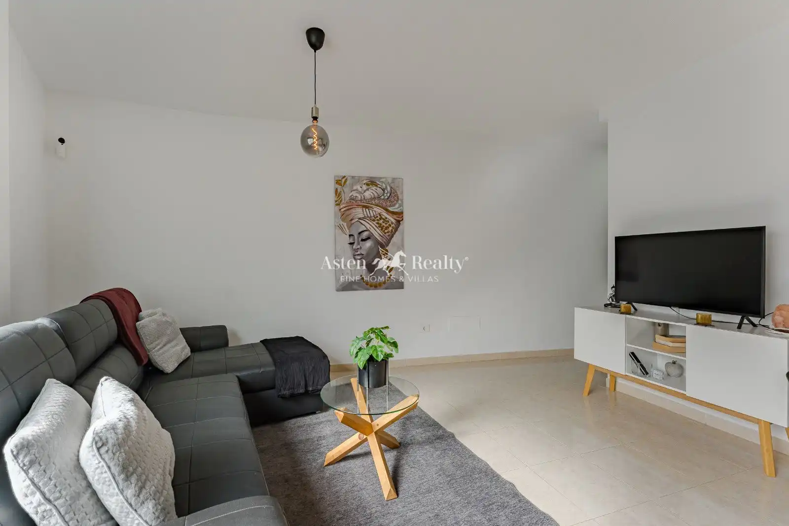 Sala de estar de Piso en venta en Arona con Terraza, Trastero y Amueblado
