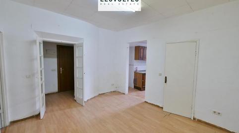 Photo 3 of Flat for sale in Plaça del Castell, La Bisbal d'Empordà, Girona