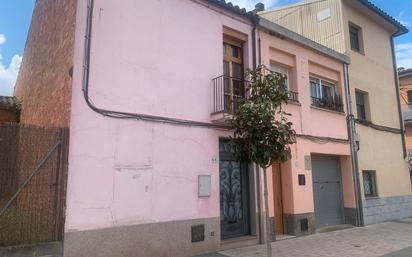 Exterior view of Single-family semi-detached for sale in Llinars del Vallès  with Private garden