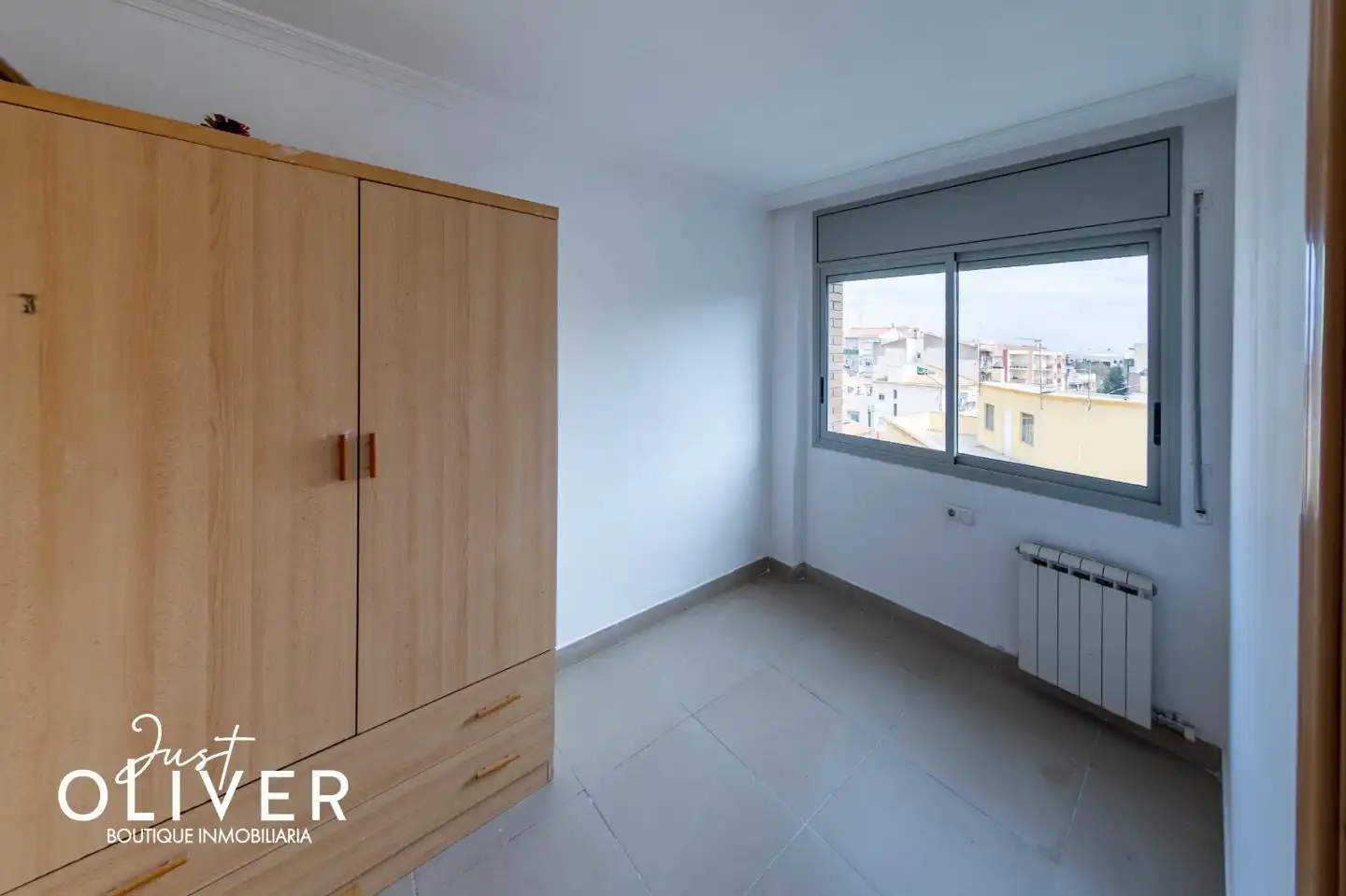 Schlafzimmer von Dachboden zum Verkauf in Cambrils mit Heizung, Terrasse und Balkon