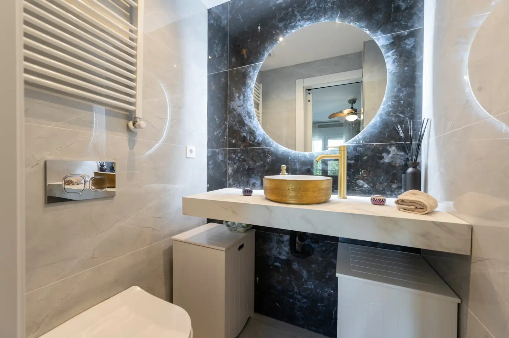 Baño de Piso en venta en Colmenar Viejo con Calefacción, Terraza y Piscina comunitaria