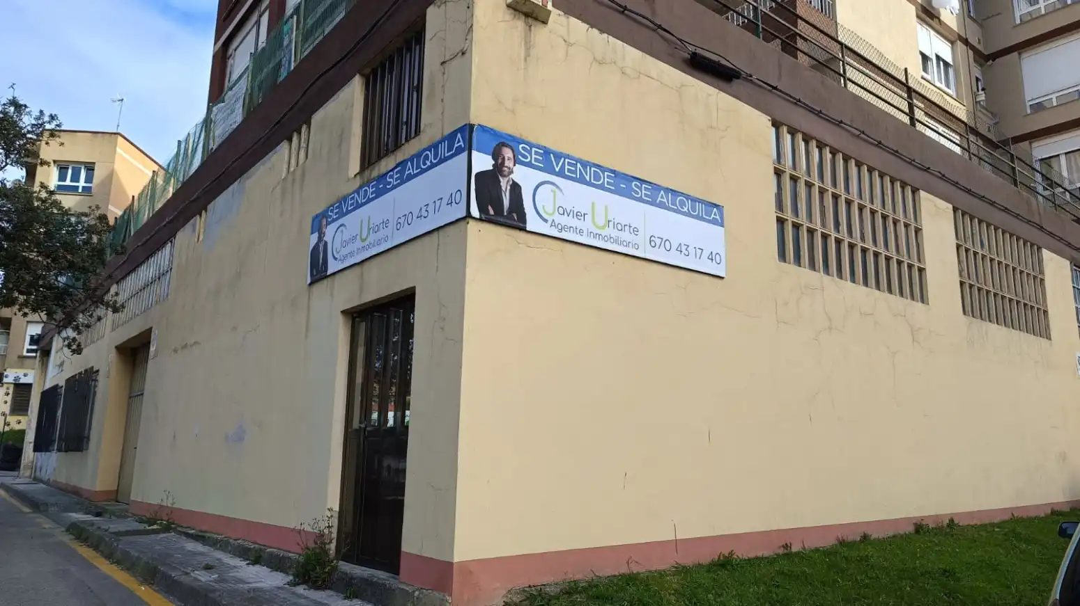 Business premises for sale in El Astillero - CL TORRES QUEVEDO 6