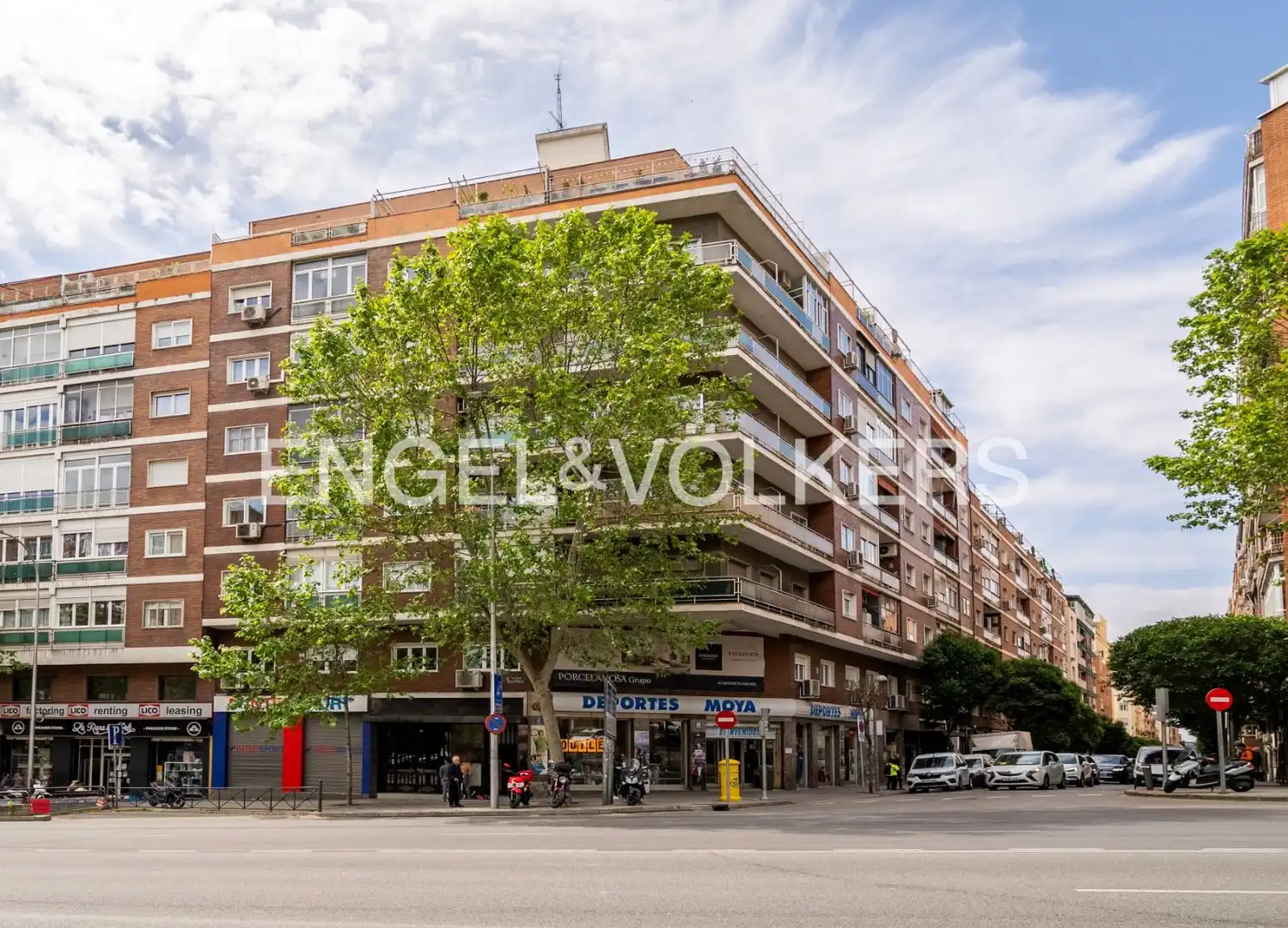 Außenansicht von Wohnung zur Miete in Madrid mit Klimaanlage, Heizung und Terrasse