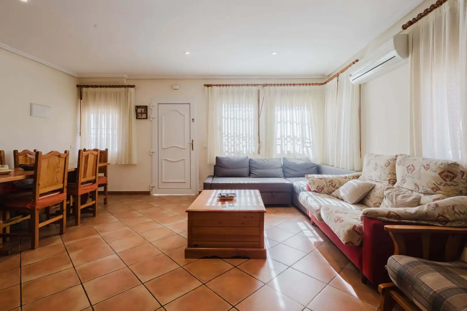 Sala de estar de Apartamento en venta en Torrevieja con Jardín privado