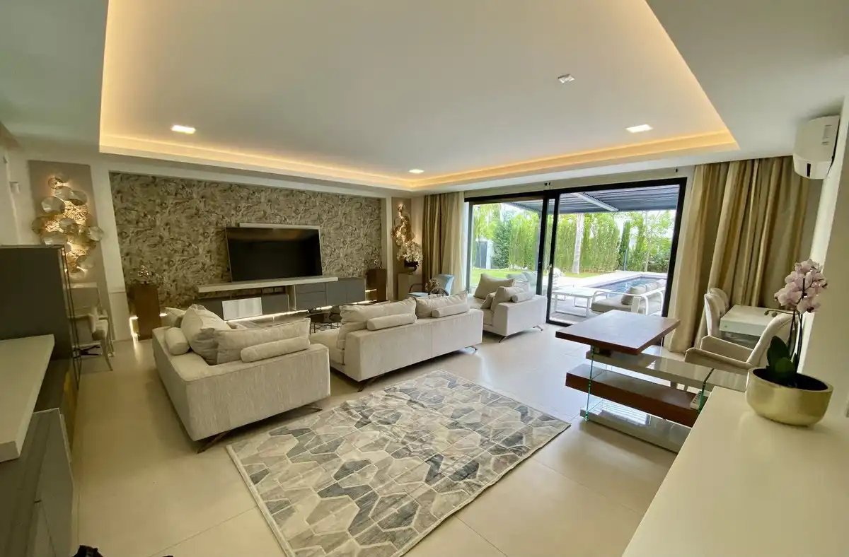 Villa mit Pool zur Miete in El Paraíso, imagen 4