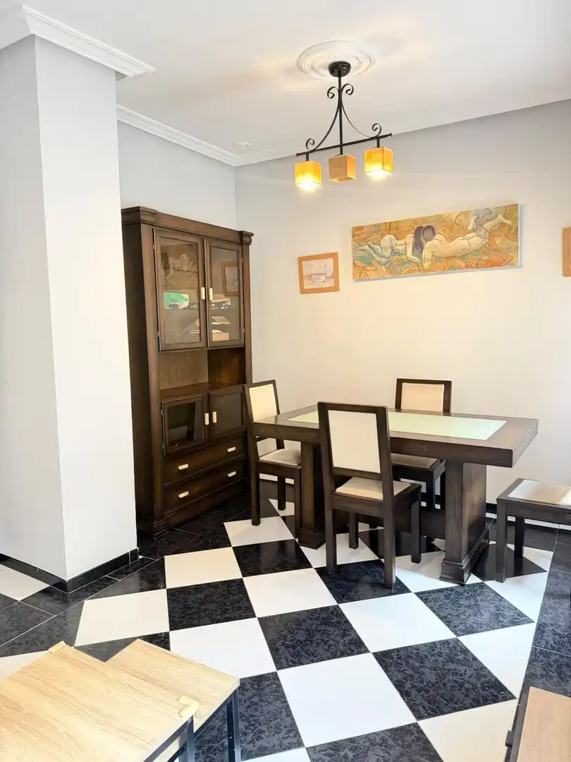 Esszimmer von Wohnung zur Miete in Centro Histórico