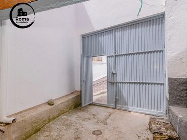House for sale in Colomera