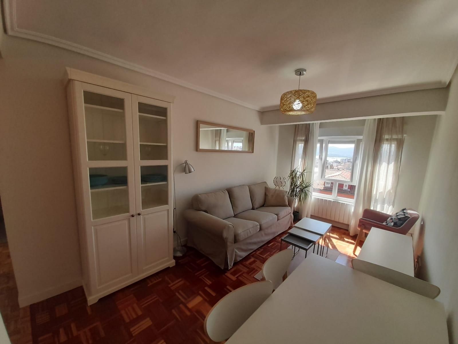Living room of Flat to rent in Santander  with Parquet flooring
