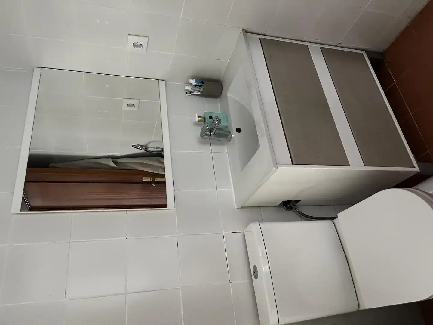 Baño de Piso para compartir en Valencia con Aire acondicionado, Parquet y Amueblado