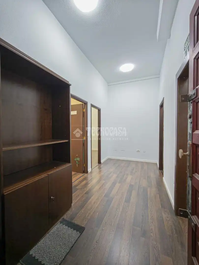 Commercial properties for sale in Arona  with Furnished
