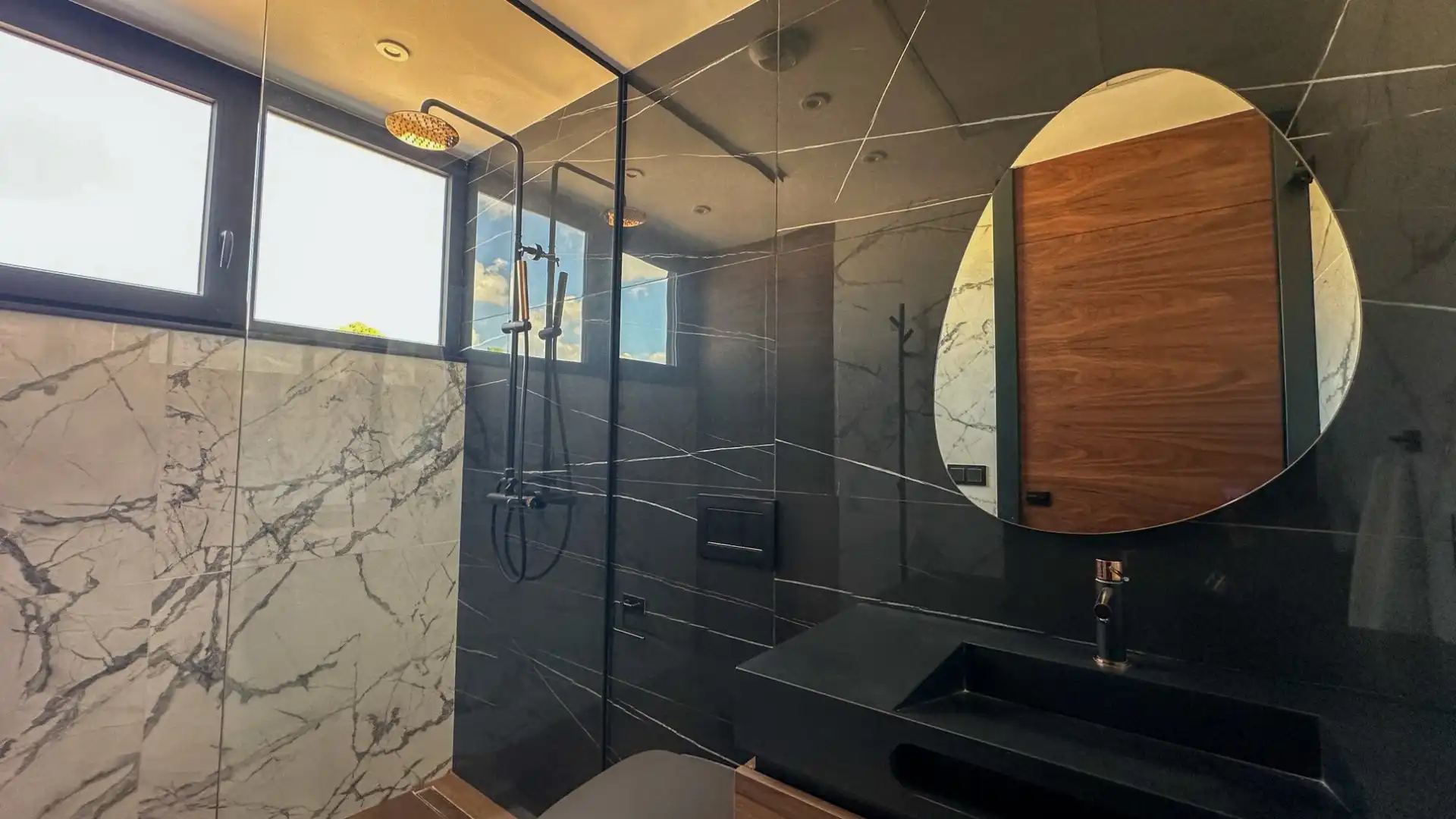Bathroom of Houses for sale in Orihuela  with Air Conditioner, Swimming Pool and Oven
