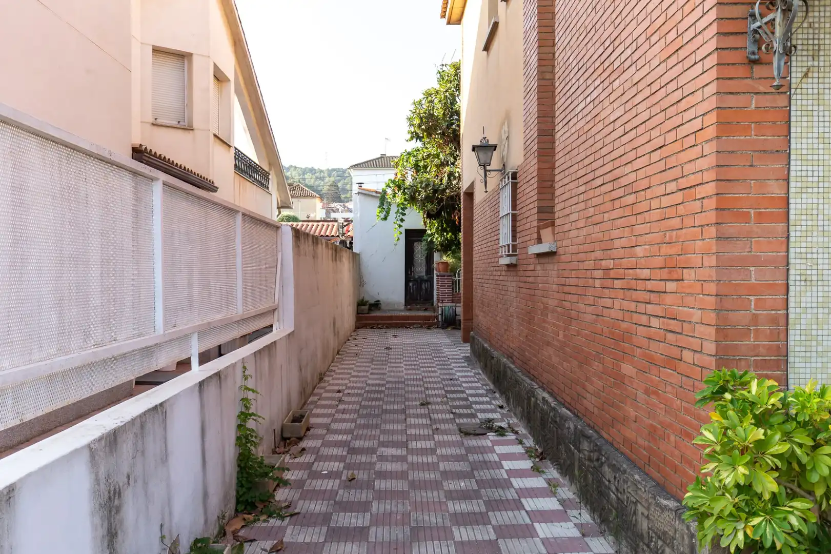 Vista exterior de Casa o xalet en venda en Montcada i Reixac amb Aire condicionat, Calefacció i Terrassa