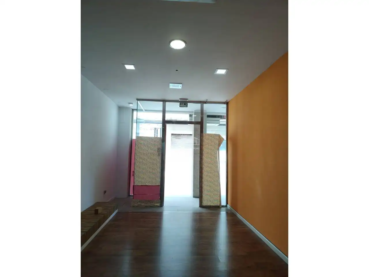 Local comercial de lloguer a Calle Arzobispo Andrade, imagen 3