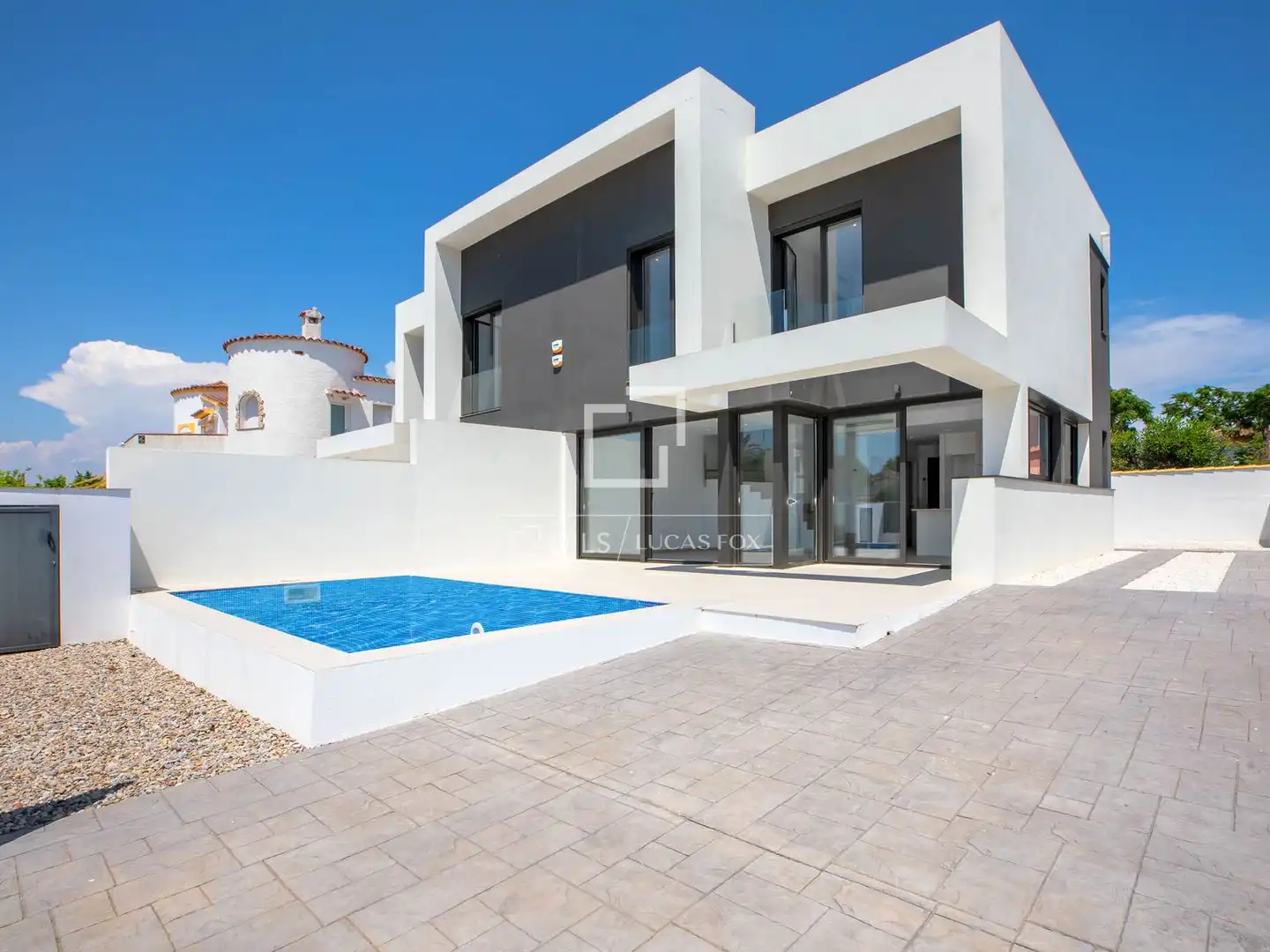 Chalet con terraza en venta en Requesens