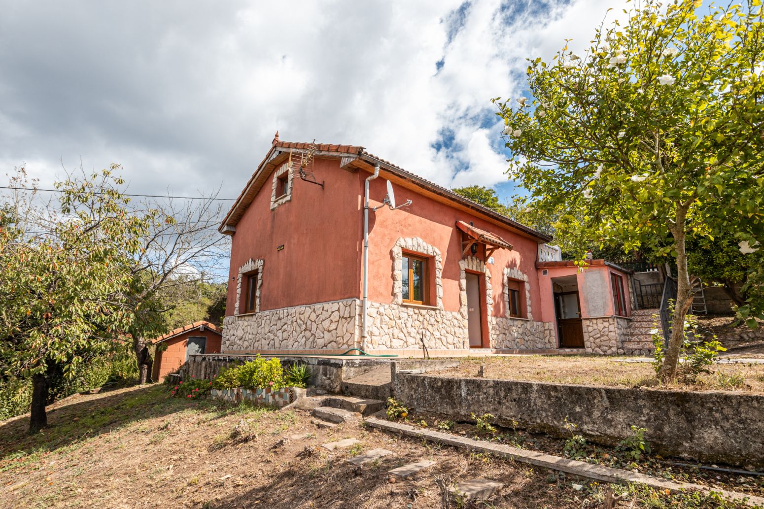 Vista exterior de Casa o xalet en venda en Gijón  amb Calefacció i Terrassa