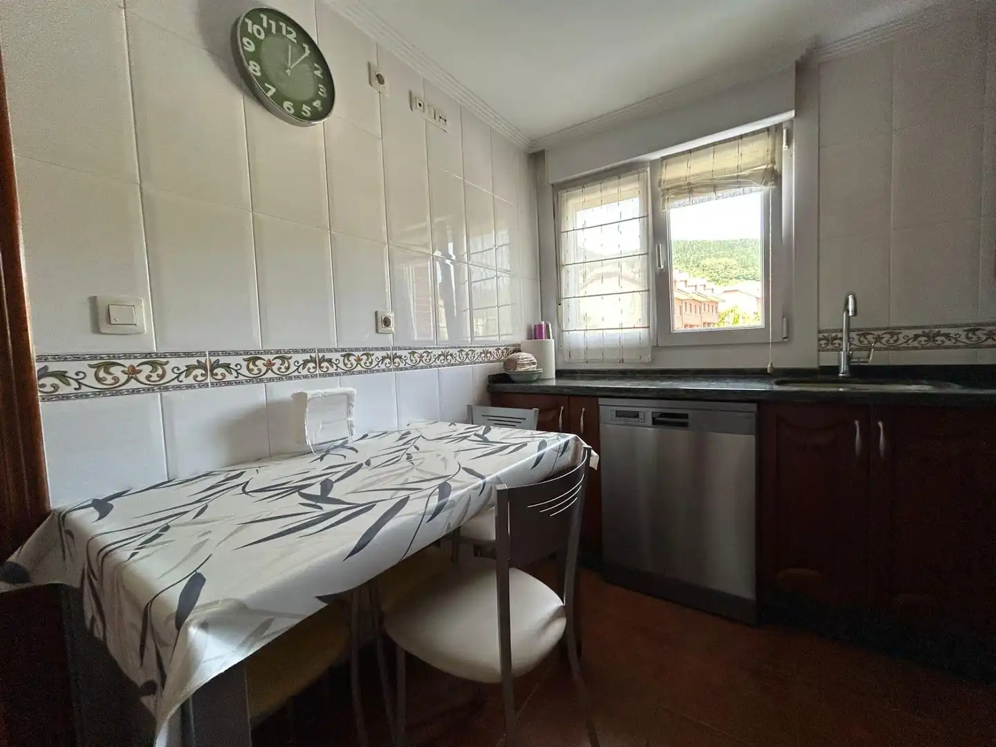 Cocina de Casa adosada en venta en Artziniega con Calefacción, Jardín privado y Terraza