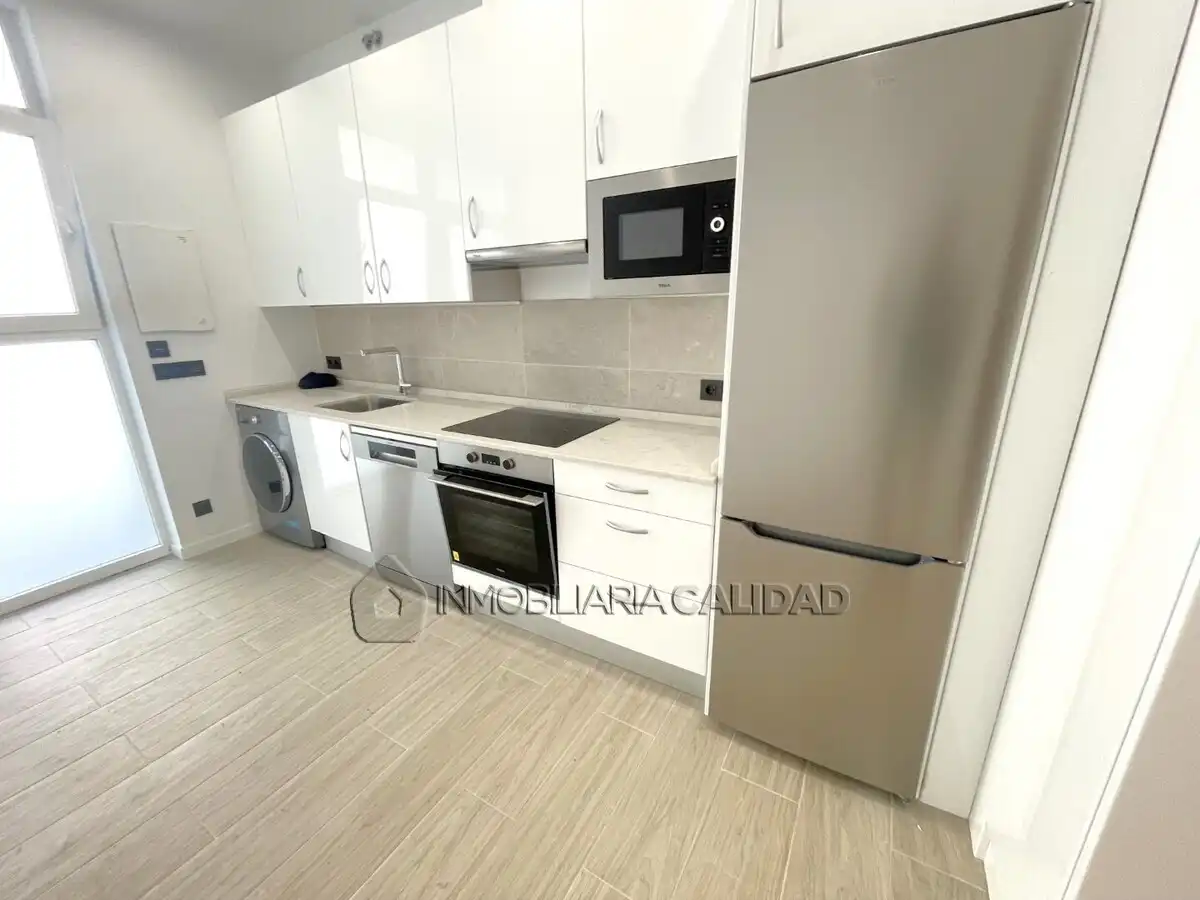 Kitchen of Flat for rent in Burgos  with Heating and Furnished